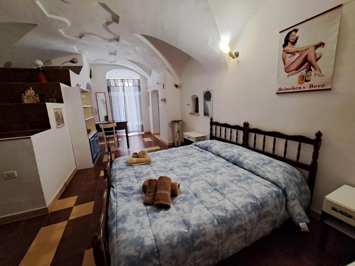 Le Case Del Capitano Aparthotel Vieste Bagian luar foto